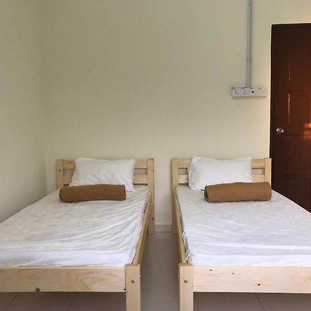 Singsport Holiday House Mersing Bagian luar foto